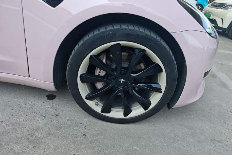 Used Tesla Model 3 2020 Standard Range Rear-Wheel Drive Upgraded Version Right Front Wheel Hub