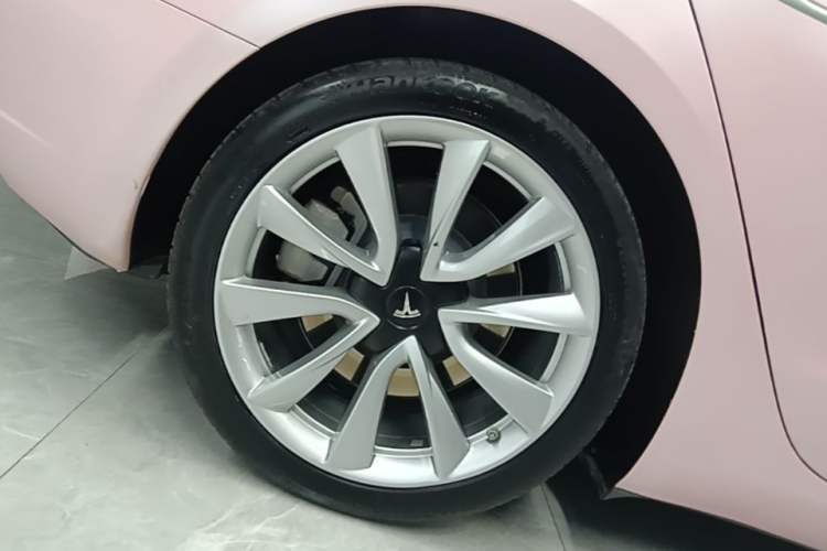 Used Tesla Model 3 2020 Refreshed Version Long-Range Rear-Wheel Drive Right Rear Wheel Hub