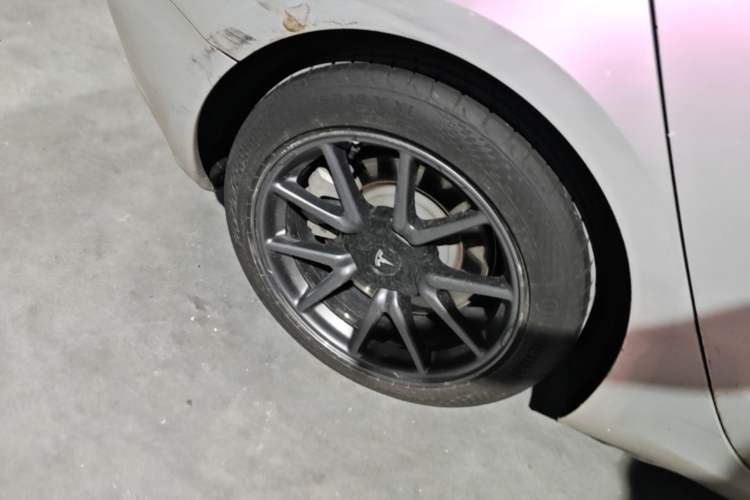 Used Tesla Model 3 2020 Standard Range Rear-Wheel Drive Upgraded Version Right Rear Wheel Hub
