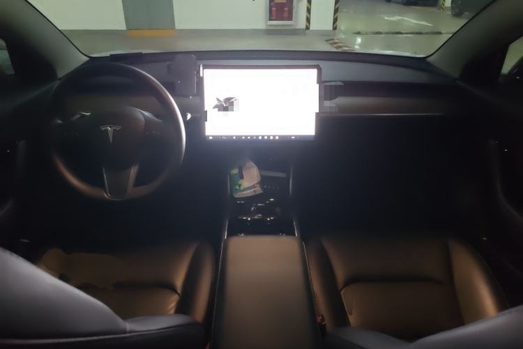 Used Tesla Model 3 2020 Revised Version Standard Range Rear-Wheel Drive – Upgraded Edition Center Console