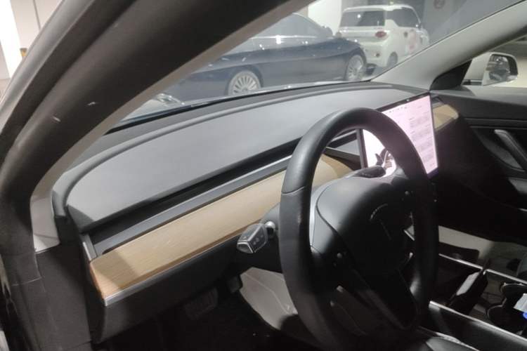 Used Tesla Model 3 2020 Standard Range Rear-Wheel Drive Upgraded Version Center Console