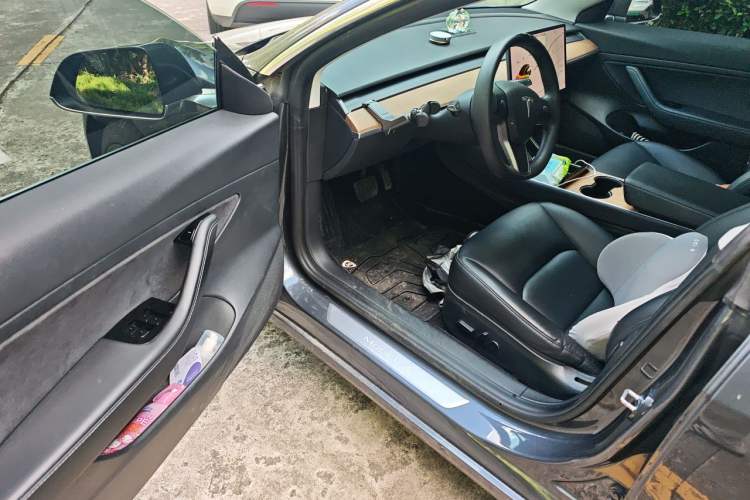 Used Tesla Model 3 2020 Revised Version Standard Range Rear-Wheel Drive – Upgraded Edition Driver Seat