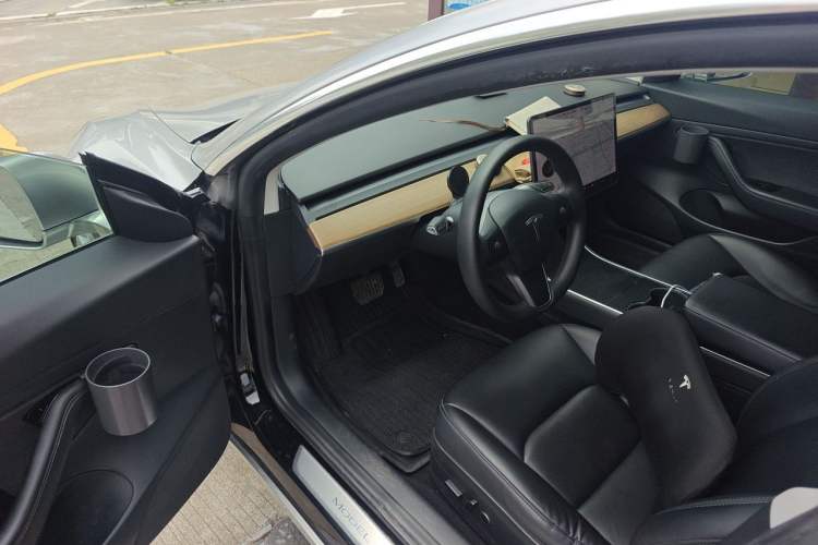 Used Tesla Model 3 2020 Revised Version Standard Range Rear-Wheel Drive – Upgraded Edition Driver Seat