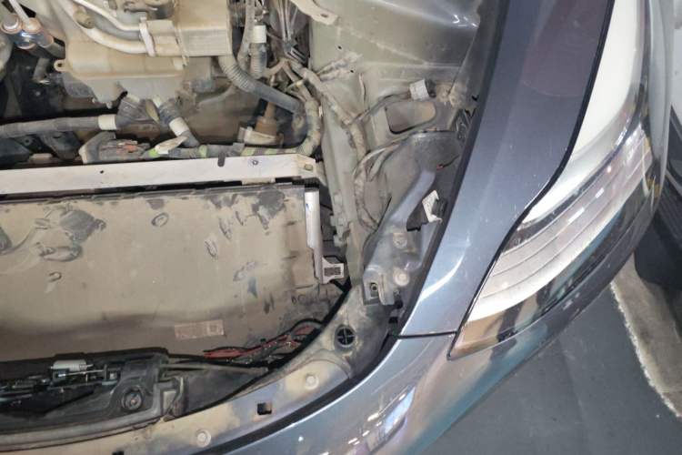 Used Tesla Model 3 2020 Revised Version Standard Range Rear-Wheel Drive – Upgraded Edition Engine Bay Left