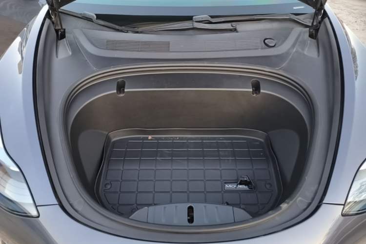 Used Tesla Model 3 2020 Refreshed Version Long-Range Rear-Wheel Drive Engine Bay