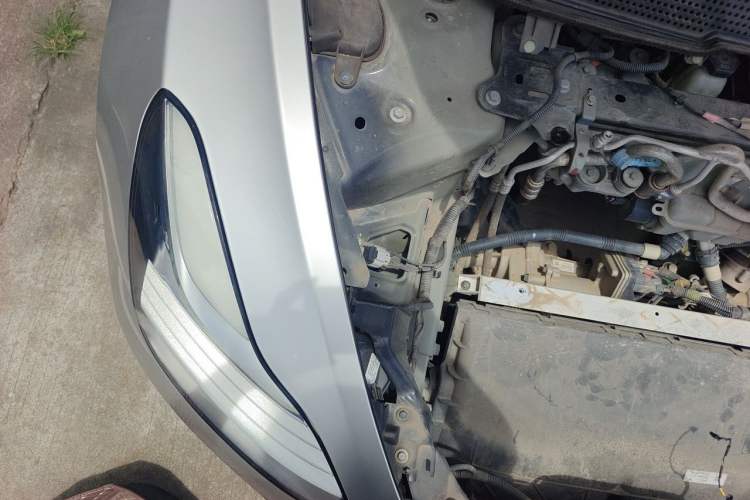 Used Tesla Model 3 2020 Revised Version Standard Range Rear-Wheel Drive – Upgraded Edition Engine Bay Right