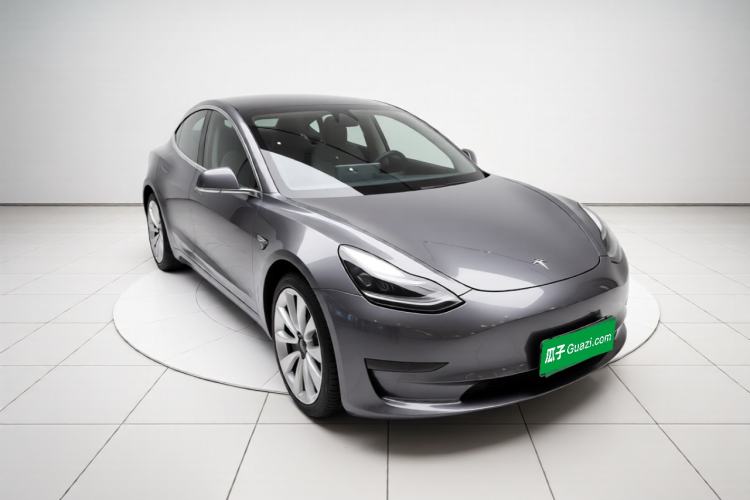 Used Tesla Model 3 2020 Long-Range Rear-Wheel-Drive Version Front Right 45 Deg