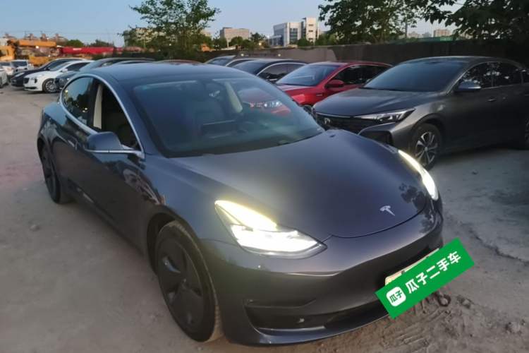 Used Tesla Model 3 2020 Refreshed Version Long-Range Rear-Wheel Drive Front Right 45 Deg