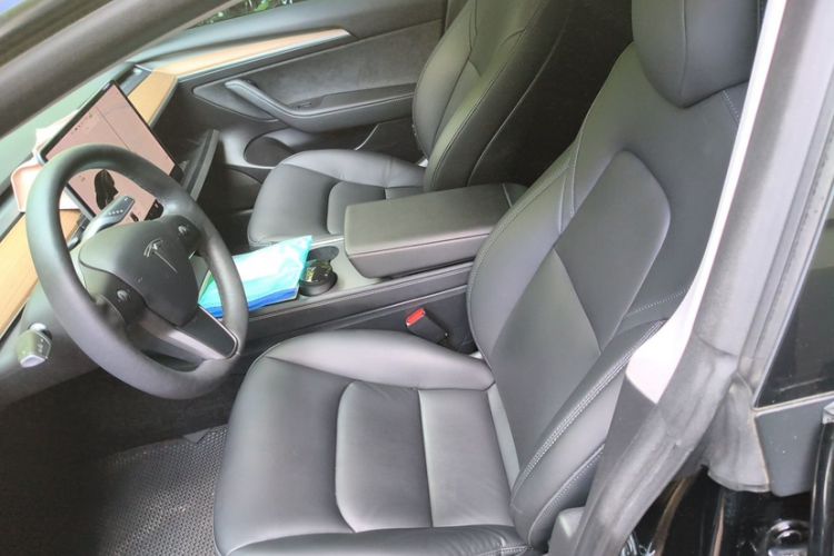 Used Tesla Model 3 2020 Revised Version Standard Range Rear-Wheel Drive – Upgraded Edition Interior 1