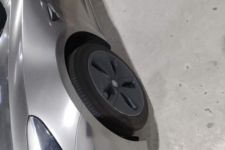 Used Tesla Model 3 2020 Standard Range Rear-Wheel Drive Upgraded Version Left Front Wheel Hub