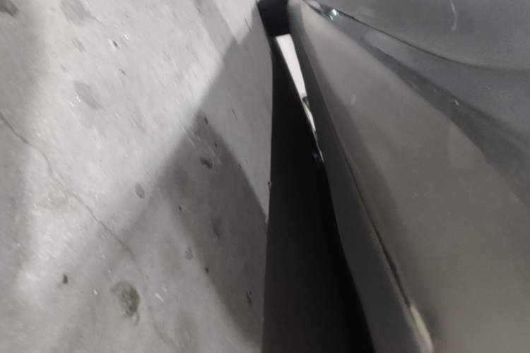 Used Tesla Model 3 2020 Standard Range Rear-Wheel Drive Upgraded Version Left Side Sill