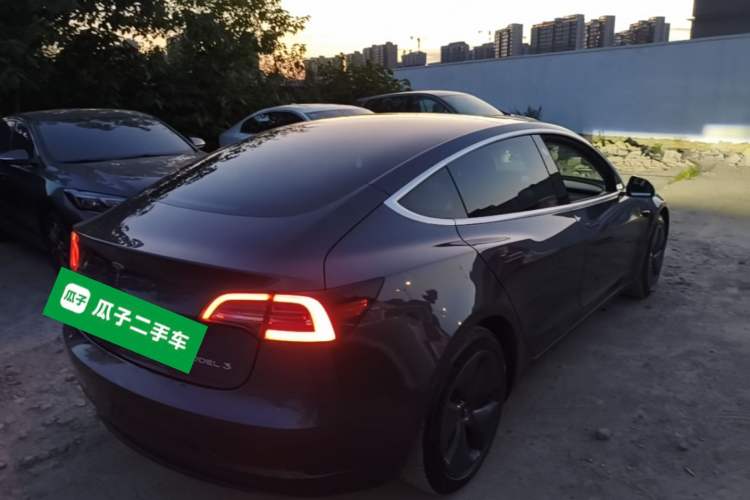 Used Tesla Model 3 2020 Refreshed Version Long-Range Rear-Wheel Drive Rear Right 45 Deg