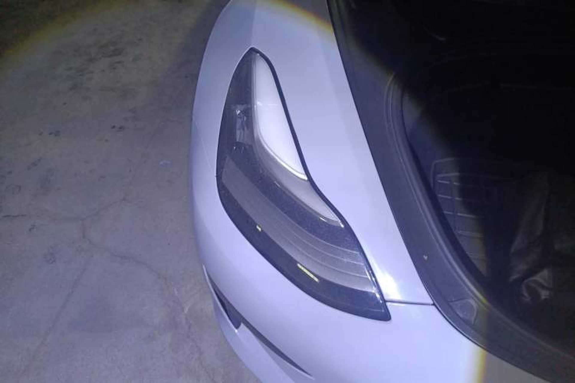 Used Tesla Model 3 2020 Revised Version Standard Range Rear-Wheel Drive – Upgraded Edition Right Front Headlight