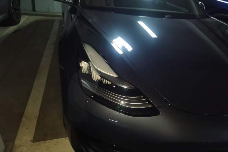 Used Tesla Model 3 2020 Revised Version Standard Range Rear-Wheel Drive – Upgraded Edition Right Front Headlight