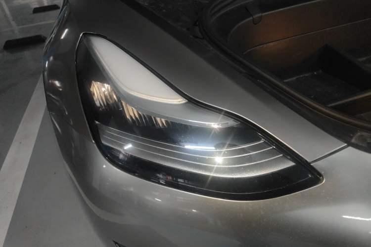 Used Tesla Model 3 2020 Standard Range Rear-Wheel Drive Upgraded Version Right Front Headlight