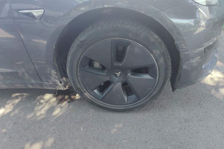 Used Tesla Model 3 2020 Standard Range Rear-Wheel Drive Upgraded Version Right Front Wheel Hub