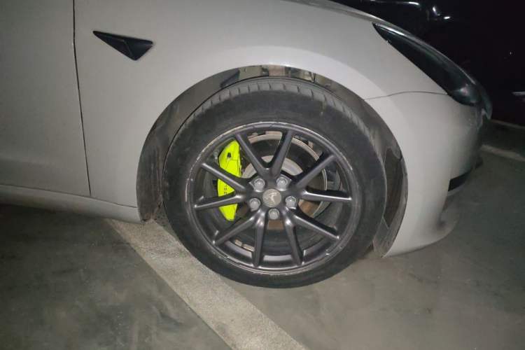 Used Tesla Model 3 2020 Standard Range Rear-Wheel Drive Upgraded Version Right Front Wheel Hub