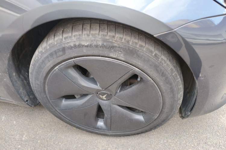 Used Tesla Model 3 2020 Refreshed Version Long-Range Rear-Wheel Drive Right Front Wheel Hub
