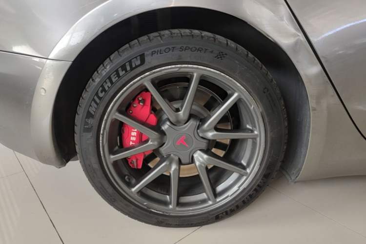 Used Tesla Model 3 2020 Standard Range Rear-Wheel Drive Upgraded Version Right Rear Wheel Hub