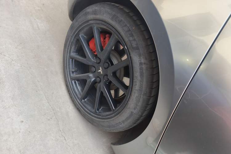Used Tesla Model 3 2020 Standard Range Rear-Wheel Drive Upgraded Version Right Rear Wheel Hub