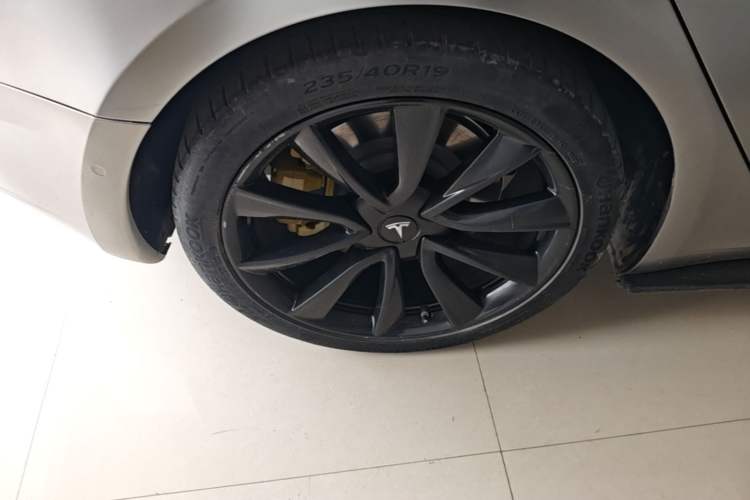 Used Tesla Model 3 2020 Standard Range Rear-Wheel Drive Upgraded Version Right Rear Wheel Hub