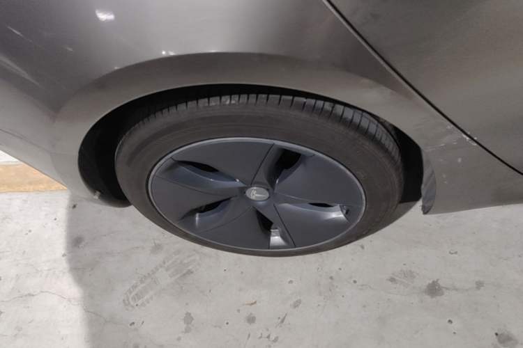 Used Tesla Model 3 2020 Standard Range Rear-Wheel Drive Upgraded Version Right Rear Wheel Hub