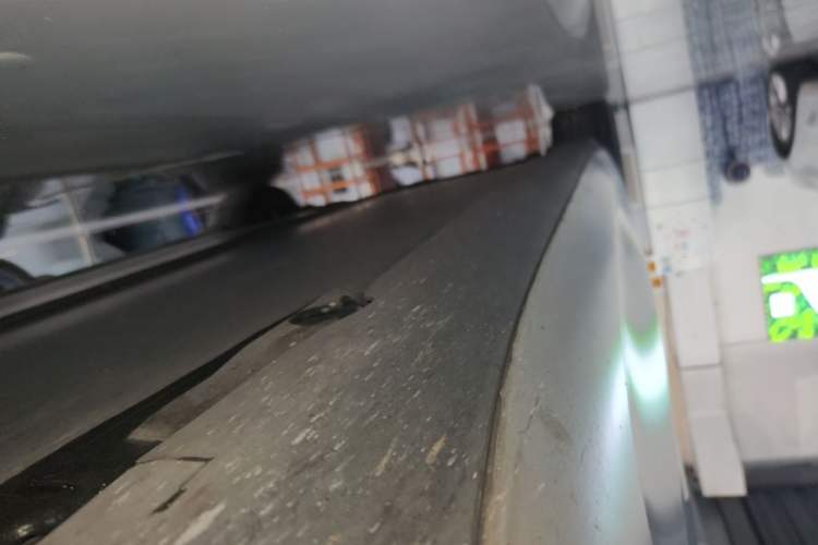 Used Tesla Model 3 2020 Refreshed Version Long-Range Rear-Wheel Drive Right Side Sill