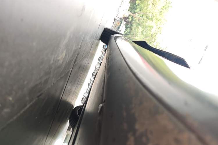 Used Tesla Model 3 2020 Standard Range Rear-Wheel Drive Upgraded Version Right Side Sill