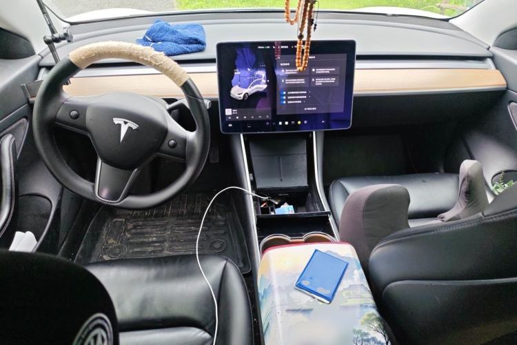 Used Tesla Model 3 2020 Refreshed Version Long-Range Rear-Wheel Drive Center Console