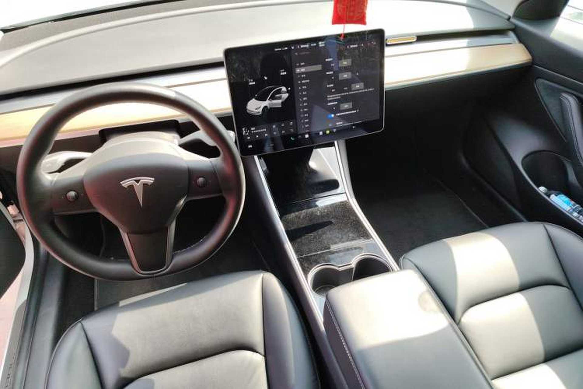 Used Tesla Model 3 2020 Refreshed Version Long-Range Rear-Wheel Drive Center Console
