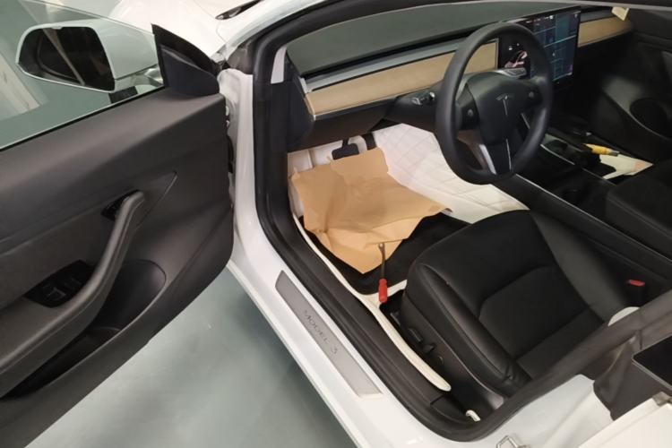 Used Tesla Model 3 2020 Revised Version Standard Range Rear-Wheel Drive – Upgraded Edition Driver Seat
