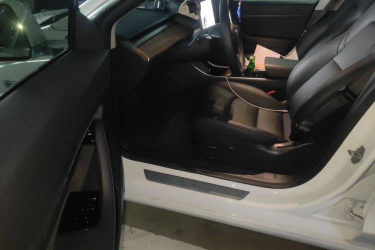 Used Tesla Model 3 2020 Revised Version Standard Range Rear-Wheel Drive – Upgraded Edition Driver Seat
