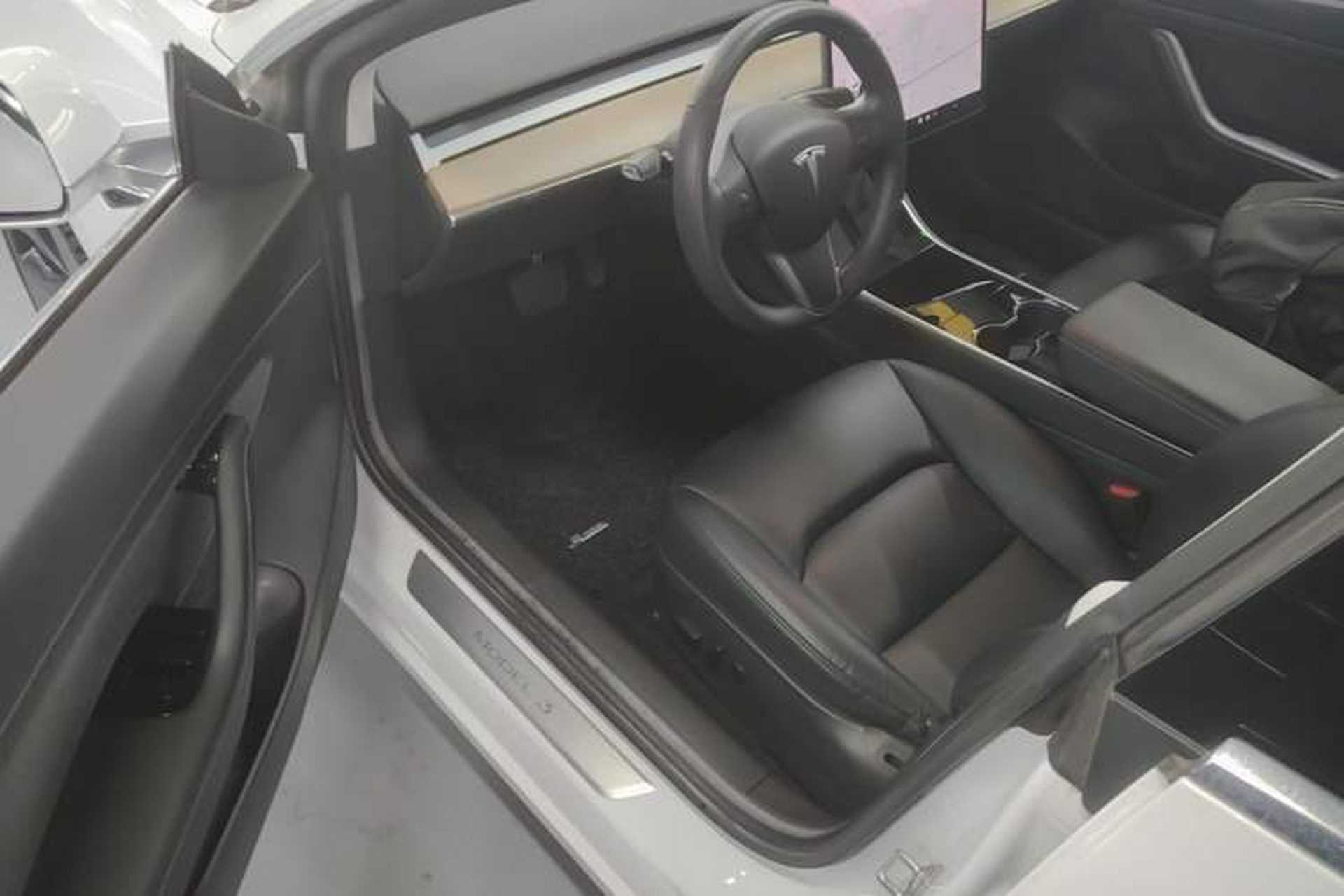 Used Tesla Model 3 2020 Revised Version Standard Range Rear-Wheel Drive – Upgraded Edition Driver Seat