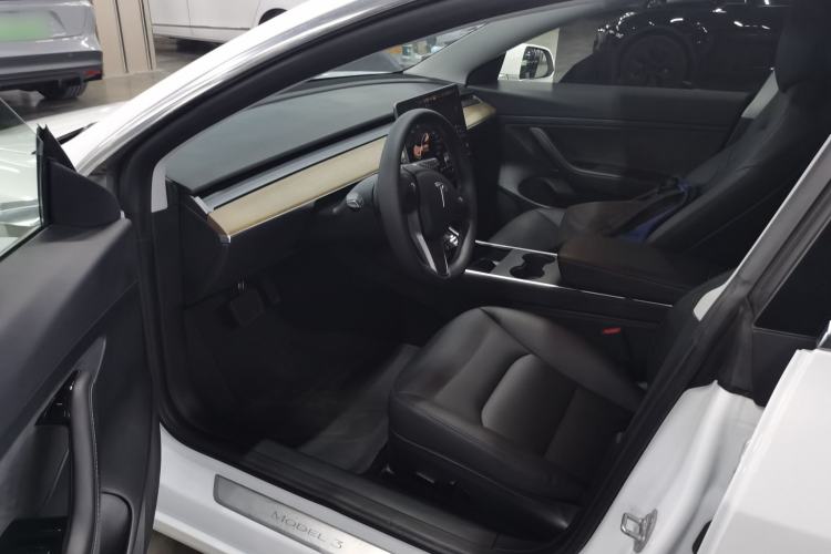 Used Tesla Model 3 2020 Revised Version Standard Range Rear-Wheel Drive – Upgraded Edition Driver Seat