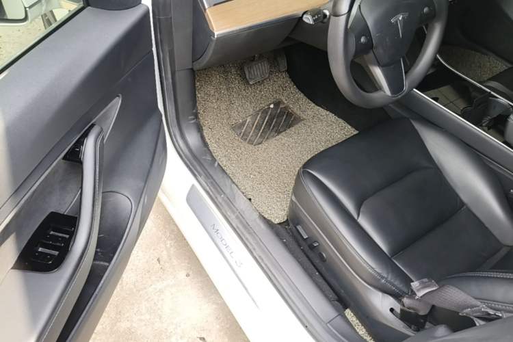 Used Tesla Model 3 2020 Revised Version Standard Range Rear-Wheel Drive – Upgraded Edition Driver Seat