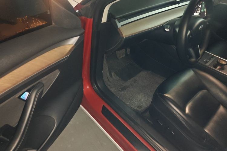 Used Tesla Model 3 2020 Revised Version Standard Range Rear-Wheel Drive – Upgraded Edition Driver Seat