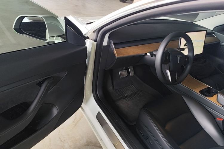 Used Tesla Model 3 2020 Revised Version Standard Range Rear-Wheel Drive – Upgraded Edition Driver Seat