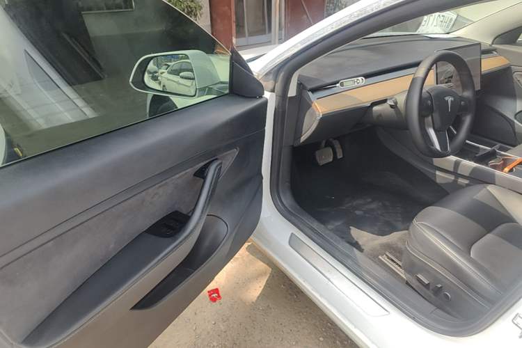 Used Tesla Model 3 2020 Revised Version Standard Range Rear-Wheel Drive – Upgraded Edition Driver Seat