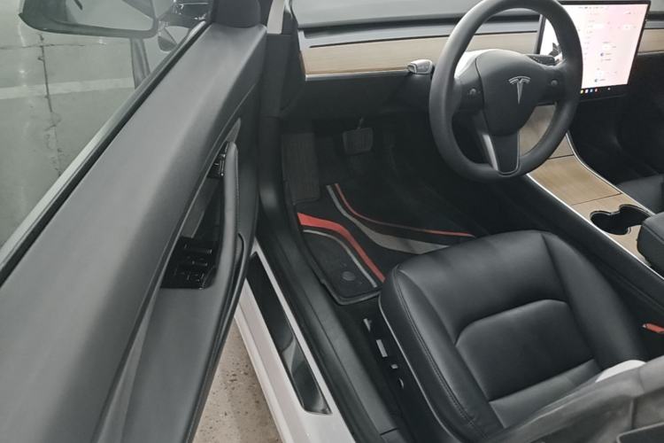 Used Tesla Model 3 2020 Revised Version Standard Range Rear-Wheel Drive – Upgraded Edition Driver Seat