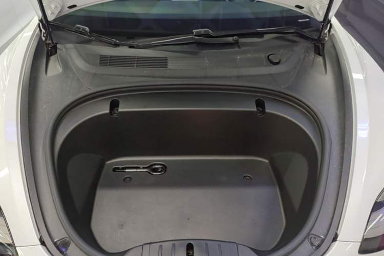 Used Tesla Model 3 2020 Revised Version Standard Range Rear-Wheel Drive – Upgraded Edition Engine Bay