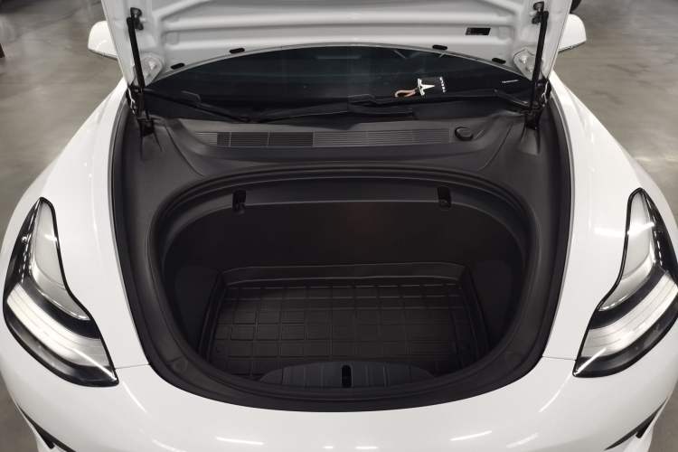 Used Tesla Model 3 2020 Revised Version Standard Range Rear-Wheel Drive – Upgraded Edition Engine Bay