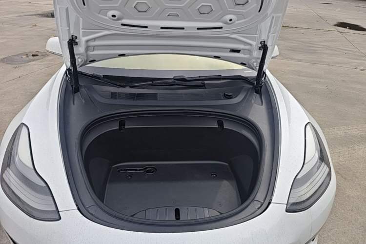 Used Tesla Model 3 2020 Refreshed Version Long-Range Rear-Wheel Drive Engine Bay