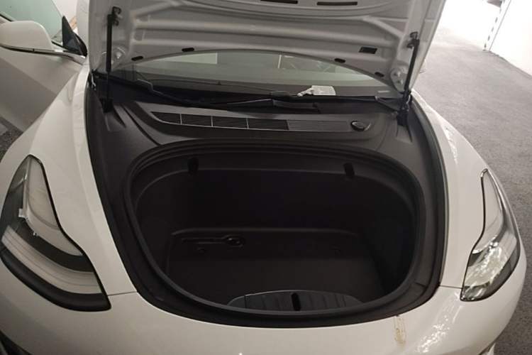 Used Tesla Model 3 2020 Refreshed Version Long-Range Rear-Wheel Drive Engine Bay