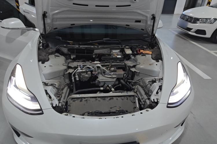 Used Tesla Model 3 2020 Long-Range Rear-Wheel-Drive Version Engine Bay