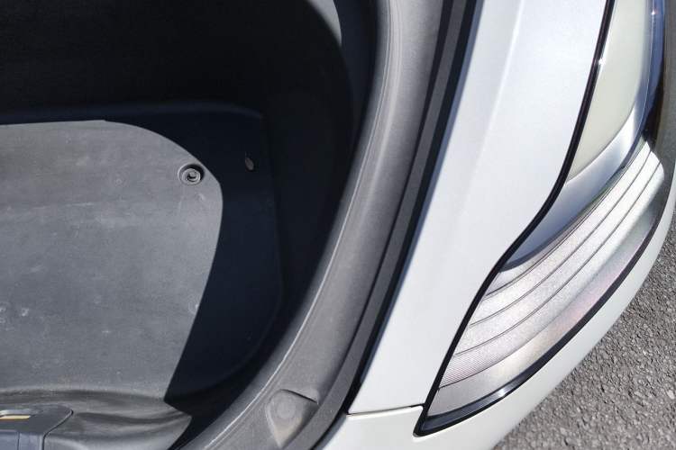 Used Tesla Model 3 2020 Refreshed Version Long-Range Rear-Wheel Drive Engine Bay Left