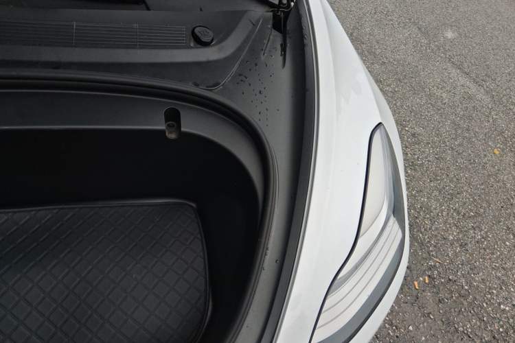 Used Tesla Model 3 2020 Revised Version Standard Range Rear-Wheel Drive – Upgraded Edition Engine Bay Left