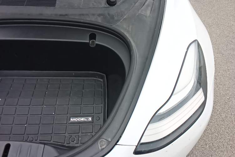 Used Tesla Model 3 2020 Refreshed Version Long-Range Rear-Wheel Drive Engine Bay Left