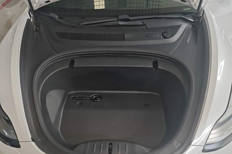 Used Tesla Model 3 2020 Standard Range Rear-Wheel Drive Upgraded Version Engine Bay