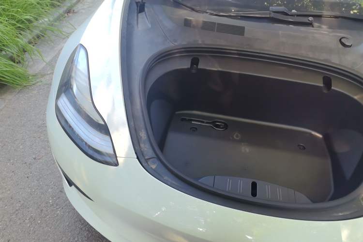 Used Tesla Model 3 2020 Revised Version Standard Range Rear-Wheel Drive – Upgraded Edition Engine Bay Right