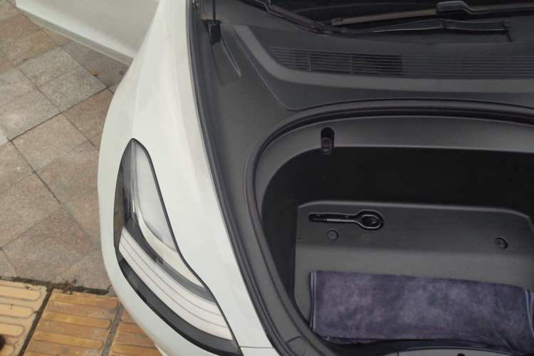 Used Tesla Model 3 2020 Revised Version Standard Range Rear-Wheel Drive – Upgraded Edition Engine Bay Right
